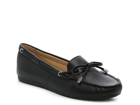 michael kors sutton loafer.